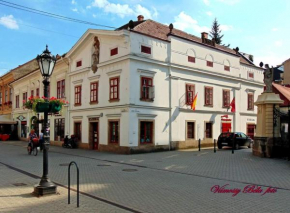 Carlone House